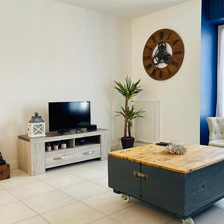 Superb Apartment 10 Min Walk From The Castle อองบวส ภายนอก รูปภาพ