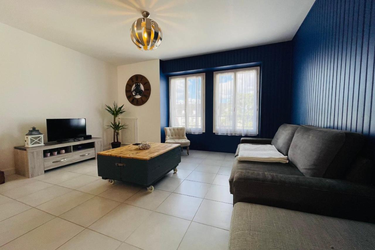 Superb Apartment 10 Min Walk From The Castle อองบวส ภายนอก รูปภาพ