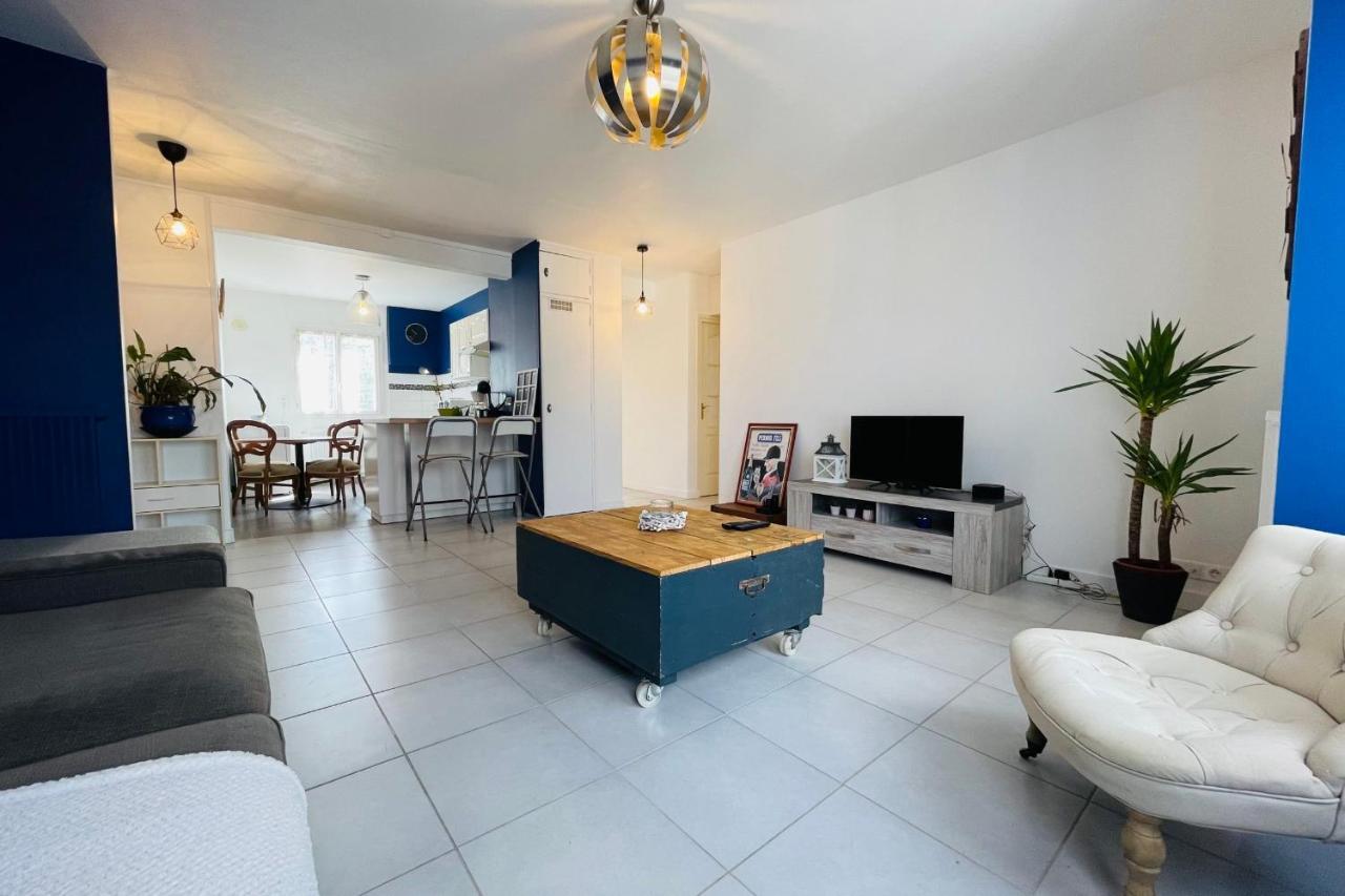 Superb Apartment 10 Min Walk From The Castle อองบวส ภายนอก รูปภาพ