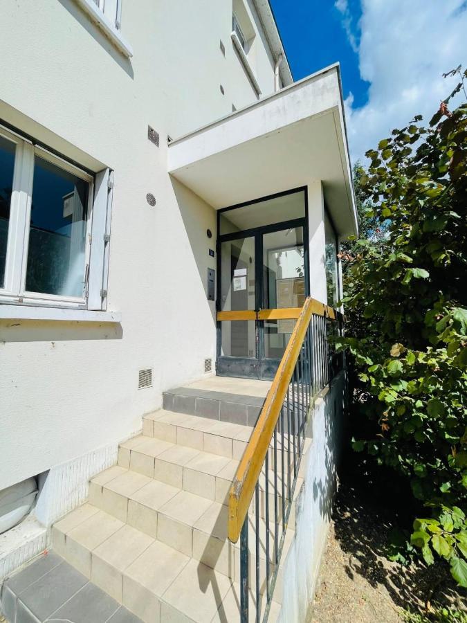 Superb Apartment 10 Min Walk From The Castle อองบวส ภายนอก รูปภาพ